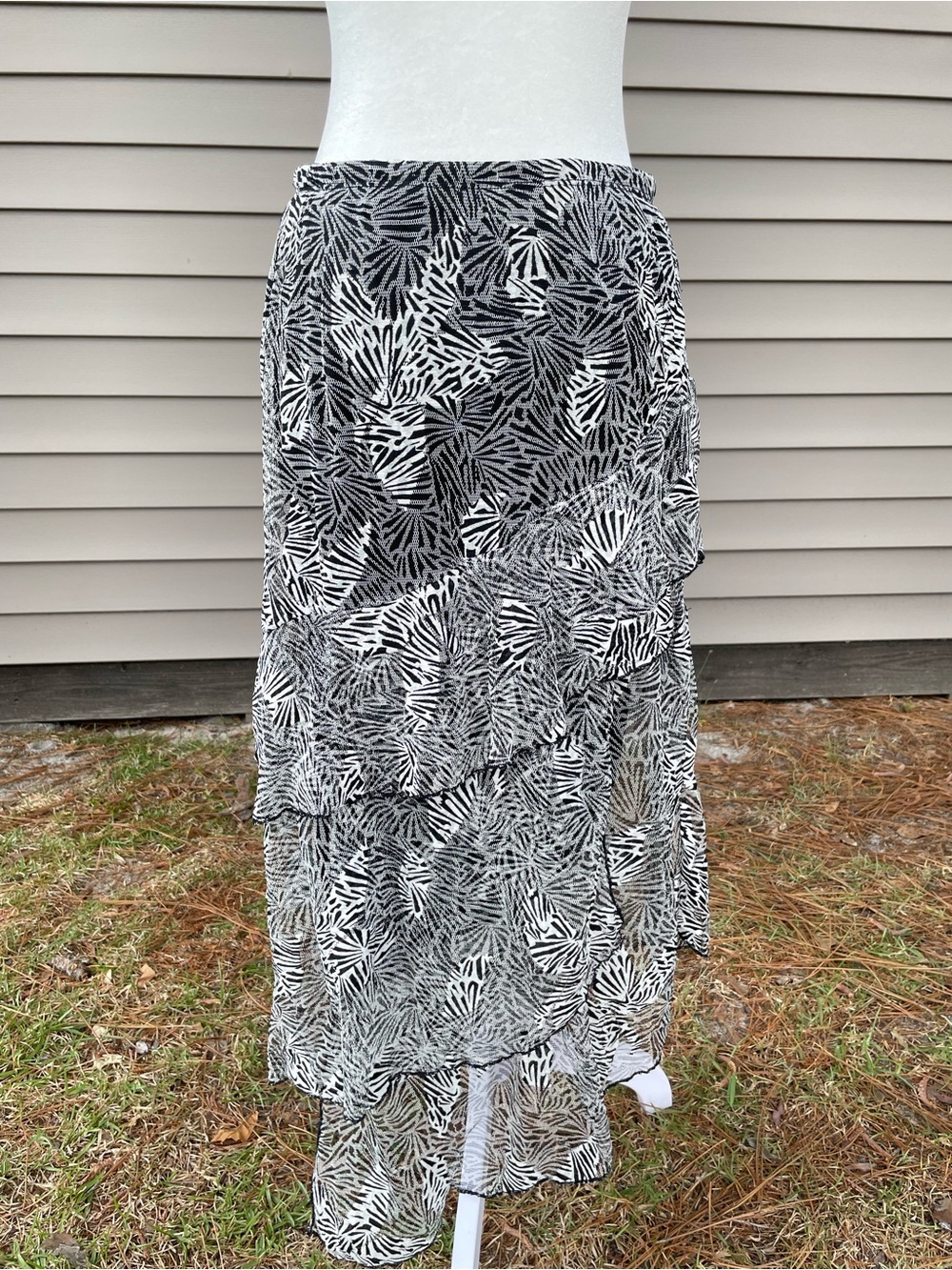 Black & White Tiered Maxi Skirt